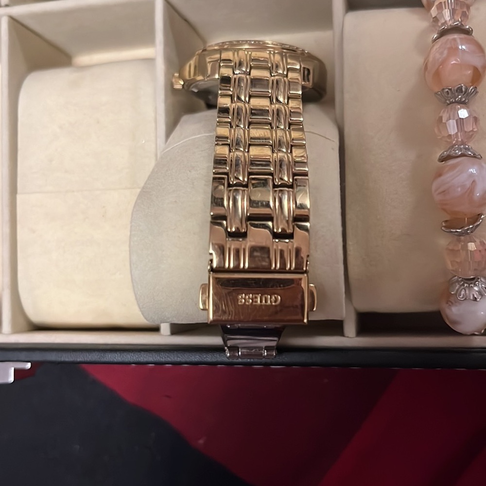 Guess watch - Picture 4 of 5